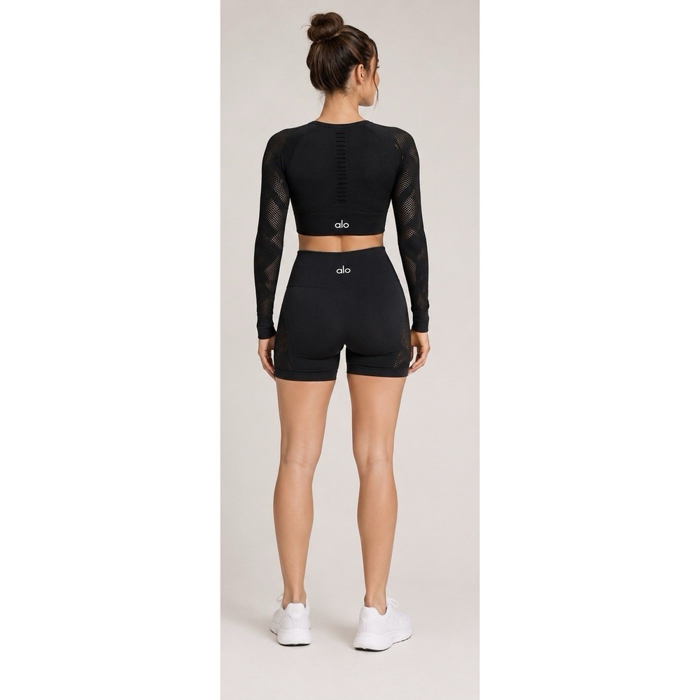 ALO Yoga Black Seamless Mesh Long Sleeve Crop Top & Biker Shorts Set Size 4/6